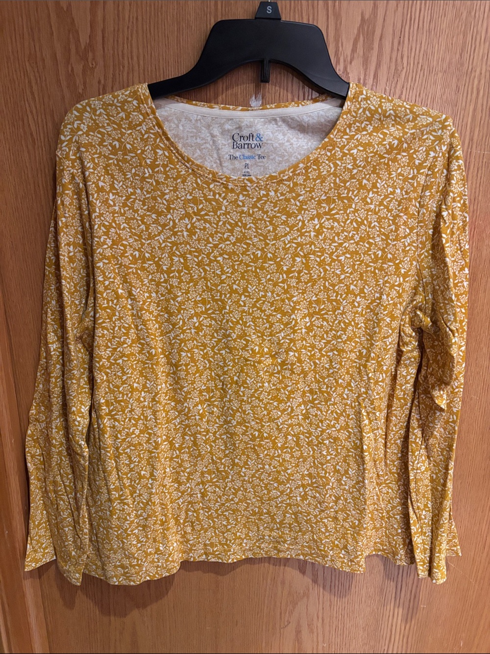 Croft & Barrow, long sleeve tee, gold with white flowers & leaves, PL